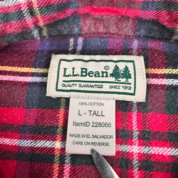 L.L. Bean  Men’s Flannel Shirt Red Tartan Plaid Long Sleeve Christmas CabinCore - Picture 4 of 10
